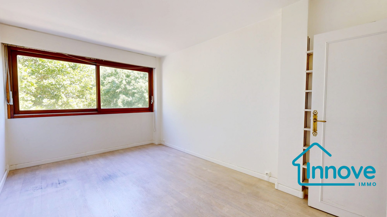 
                                                Vente
                                                 APPARTEMENT A VENDRE - LE CHESNAY ROCQUENCOURT - LUMINEUX & SANS