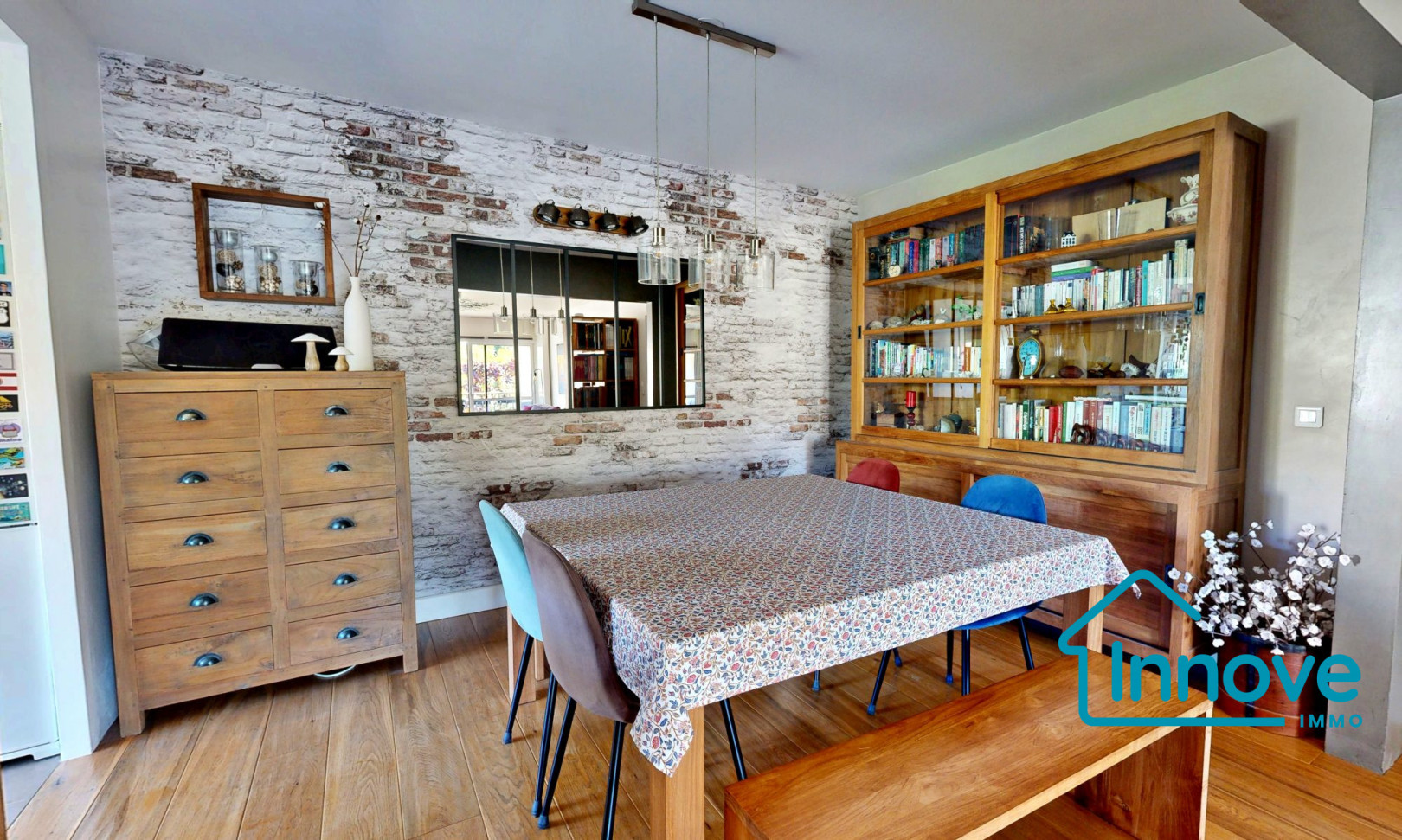
                                                Vente
                                                 APPARTEMENT A VENDRE - NOISY LE ROI - LUMINEUX ET SANS TRAVAUX
