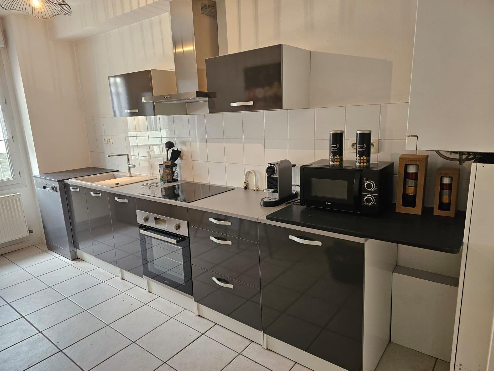 
                                                Location
                                                 Appartement à Villeurbanne proche Part Dieu.