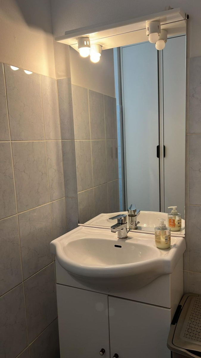 
                                                Location
                                                 Appartement agréable et pratique