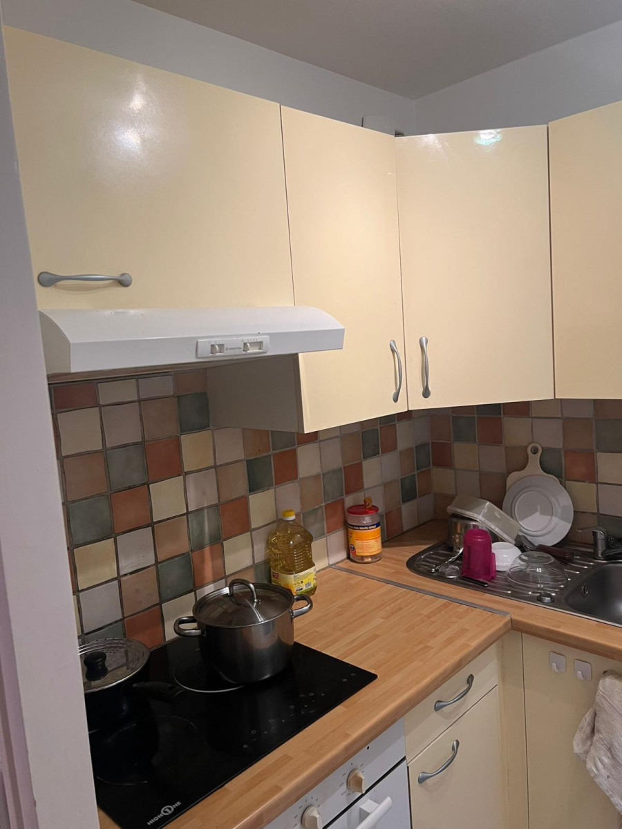 
                                                Location
                                                 Appartement agréable et pratique