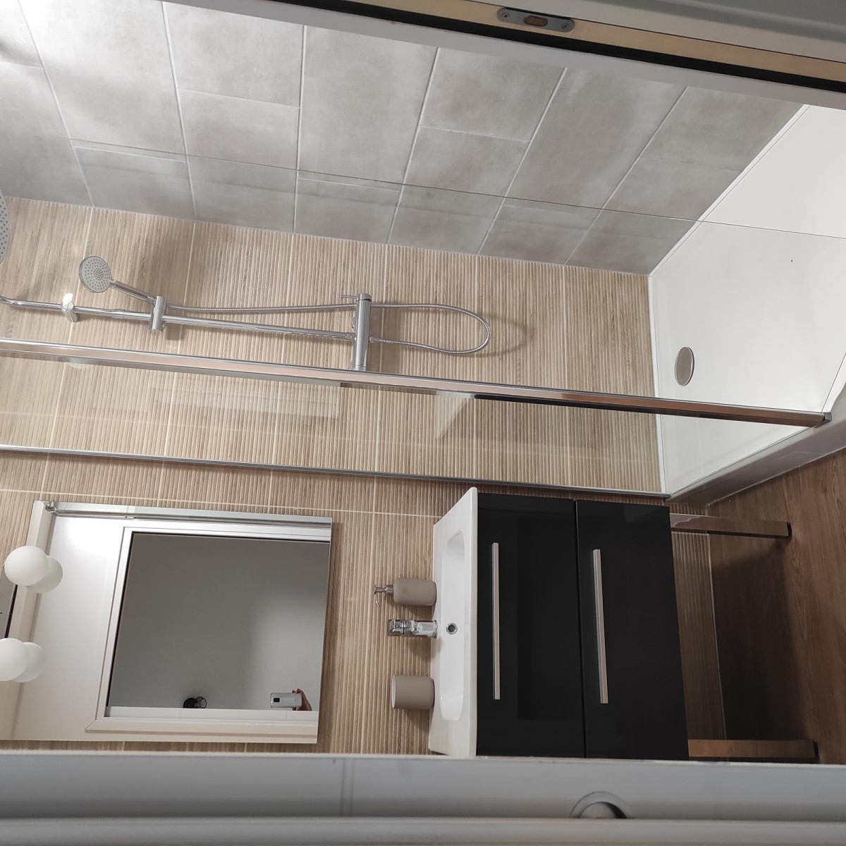 
                                                Location
                                                 Appartement  agréable lumineux chaleureux