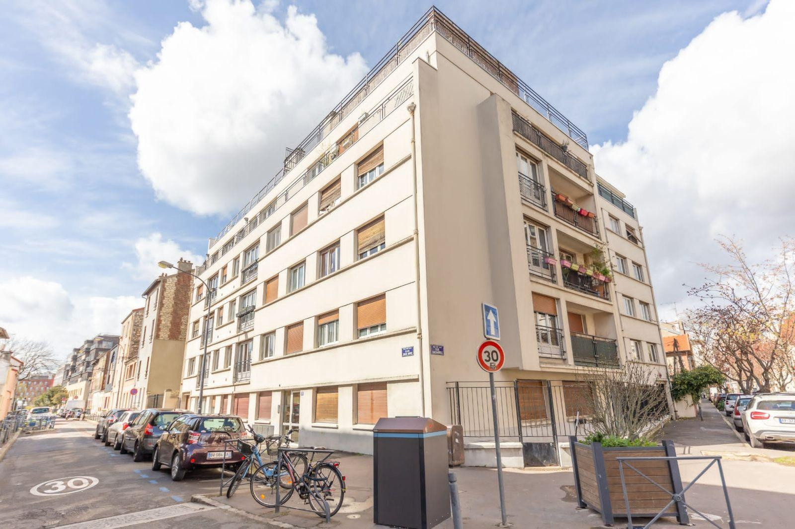 
                                                Location
                                                 Appartement agréable T2