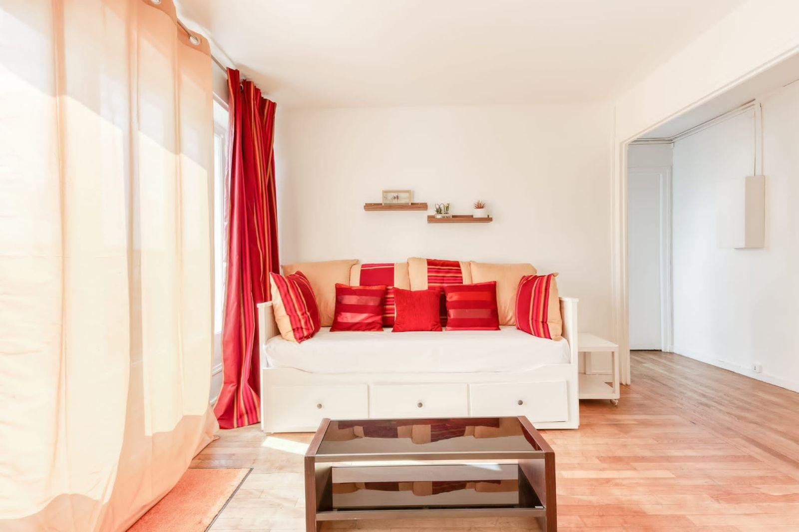 
                                                Location
                                                 Appartement agréable T2