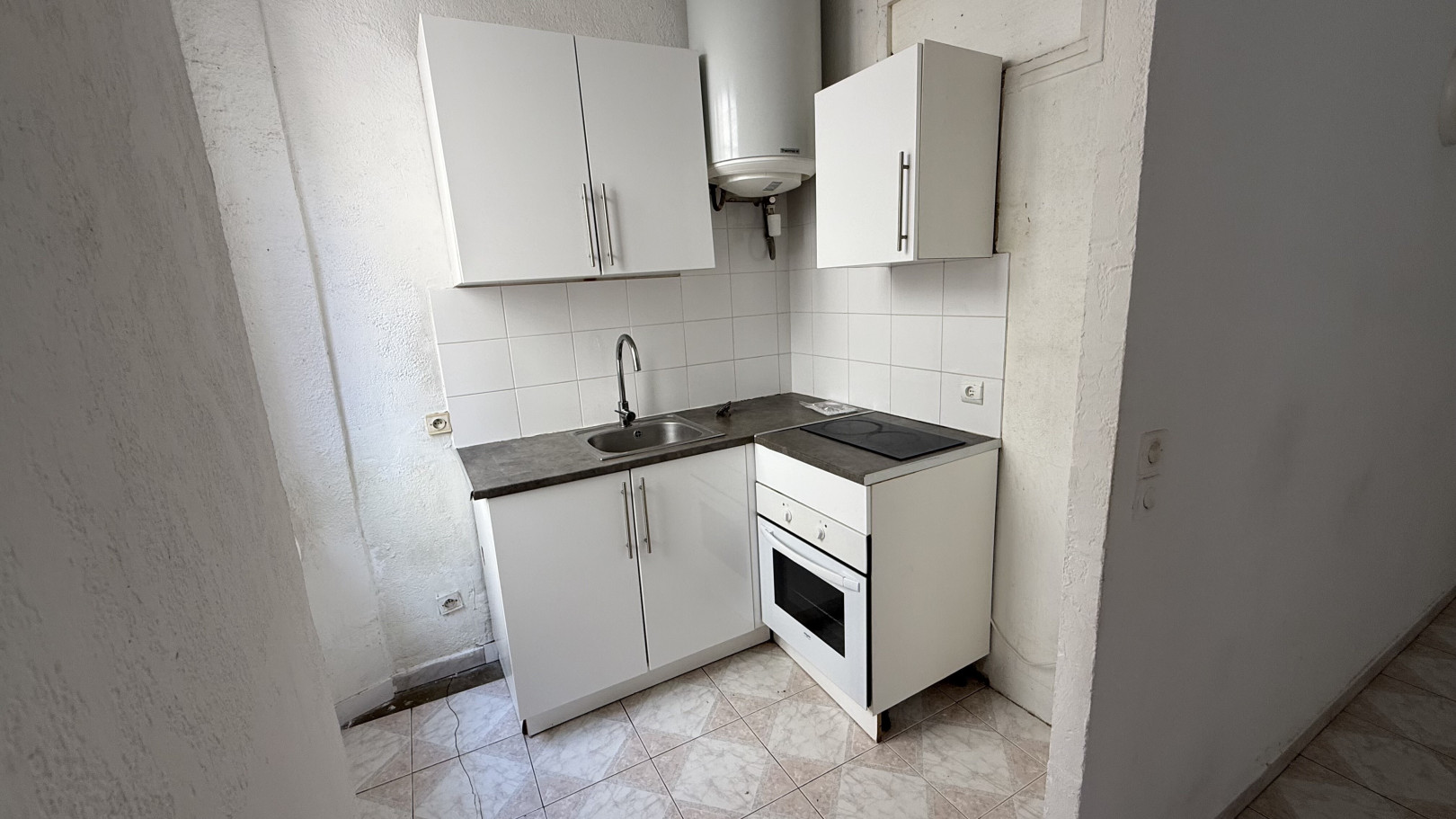 
                                                Location
                                                 Appartement  - Appartement  - 2 pièces  - 40.27 m²