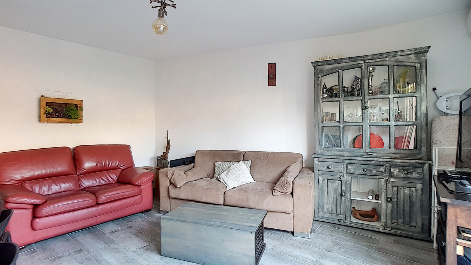 
                                                Location
                                                 Appartement  - Appartement  - 3 pièces  - 56.84 m²