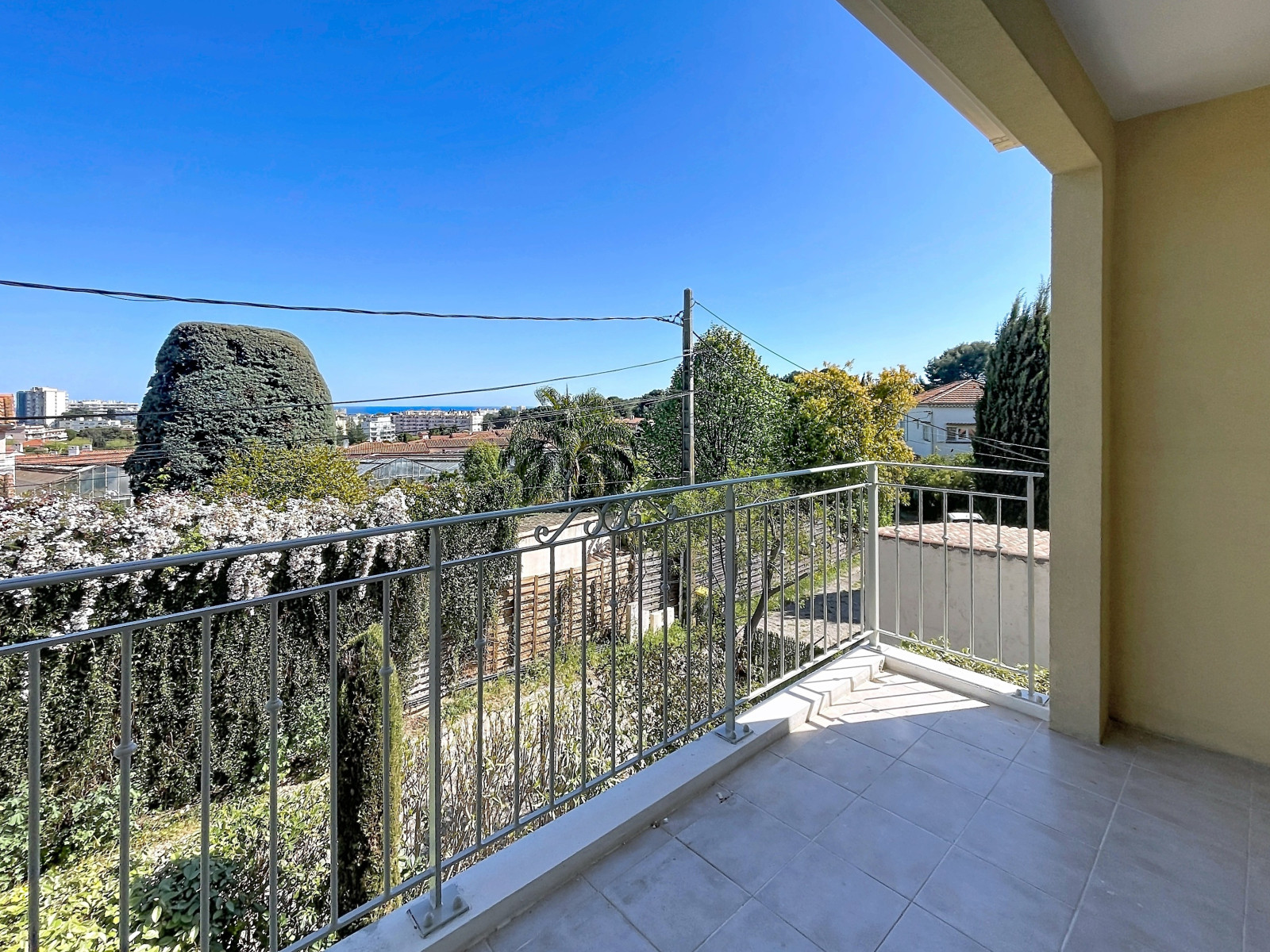 
                                                Location
                                                 Appartement  - Appartement  - 3 pièces  - 70.59 m²