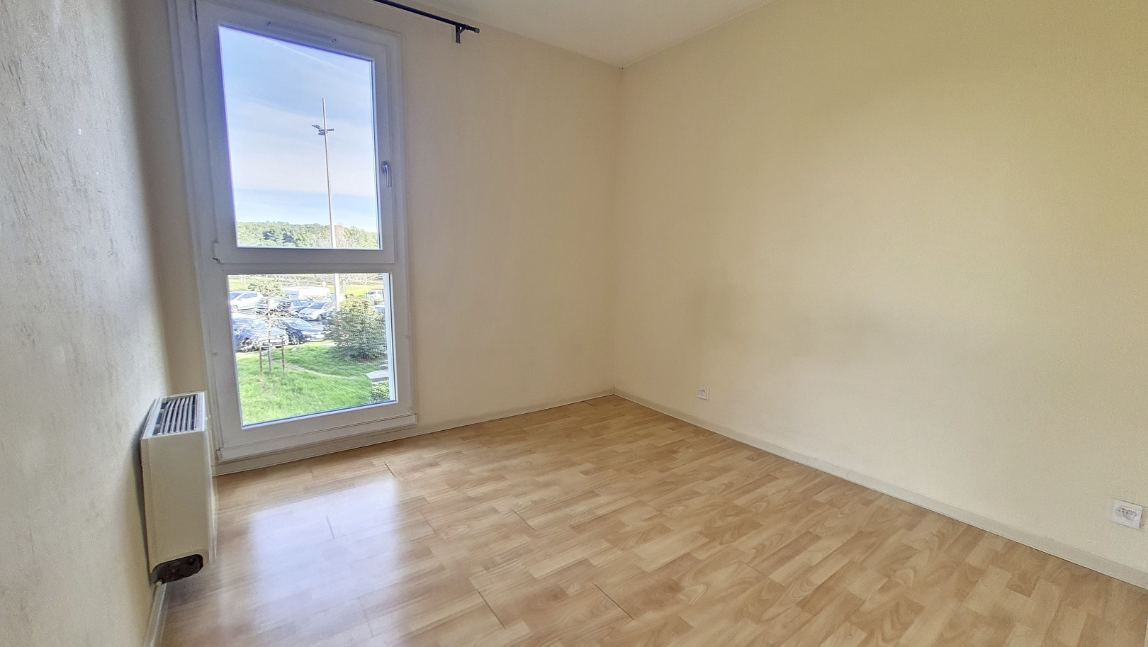 
                                                Location
                                                 Appartement  - Appartement  - 3 pièces  - 73.4 m²