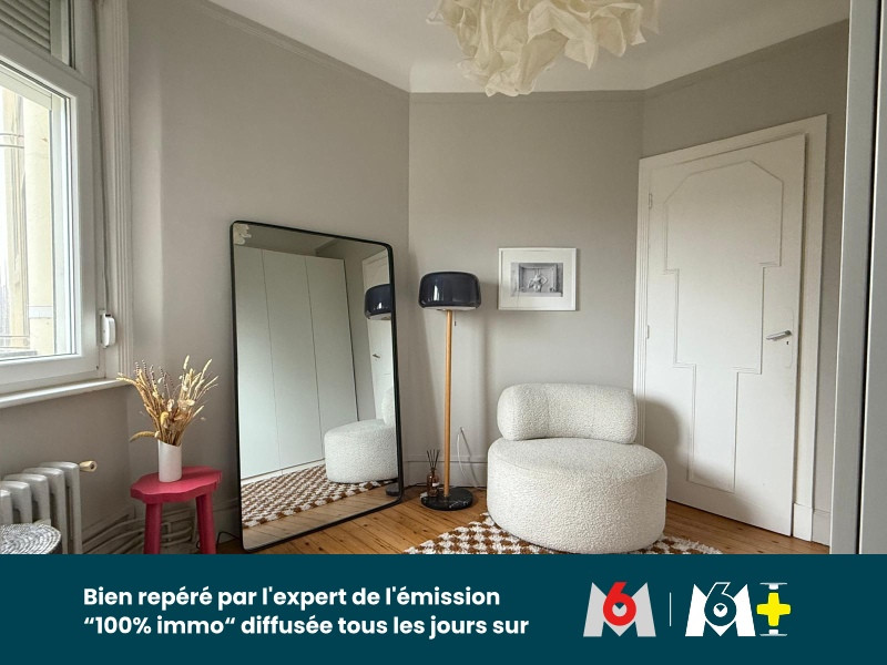 
                                                Vente
                                                 Appartement Art Déco au Croisé Laroche