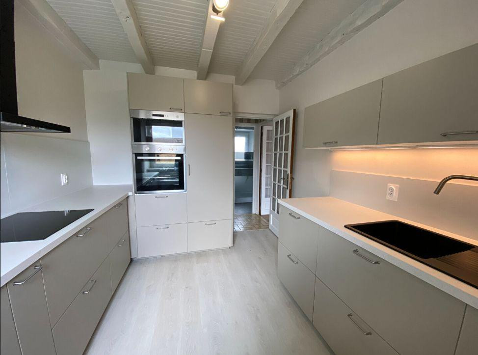 
                                                Location
                                                 Appartement au calme