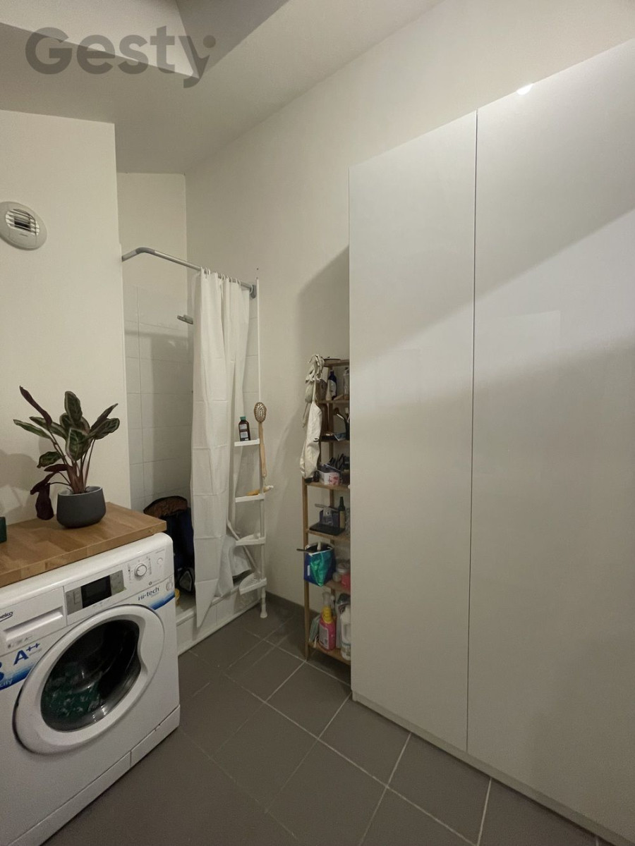 
                                                Location
                                                 Appartement au cœur des Bassins à Flot