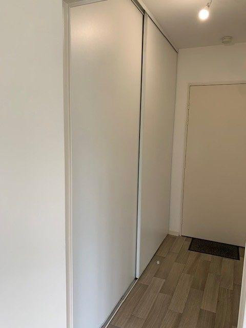 
                                                Location
                                                 Appartement avec balcon + parking