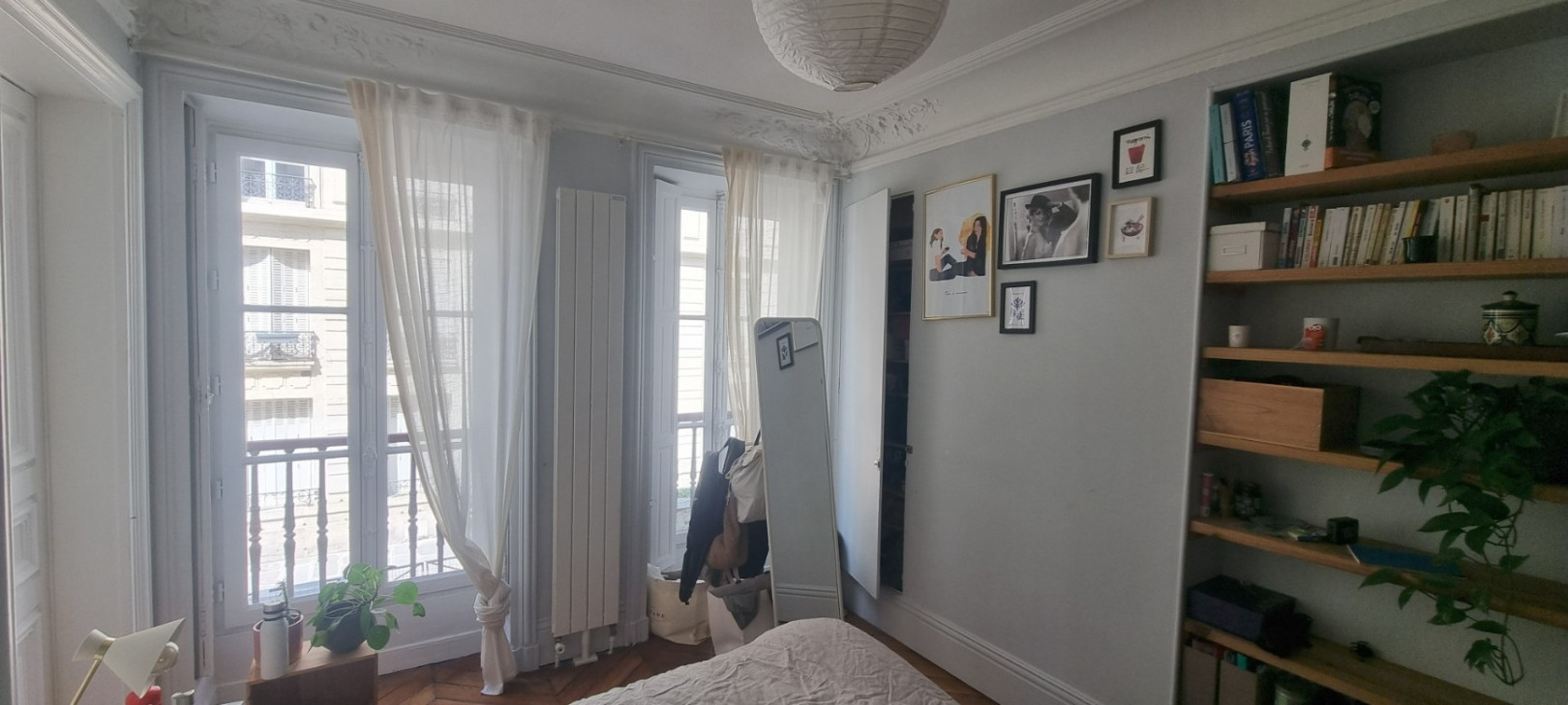 
                                                Vente
                                                 Appartement avec beaucoup de charme au cœur du 9e