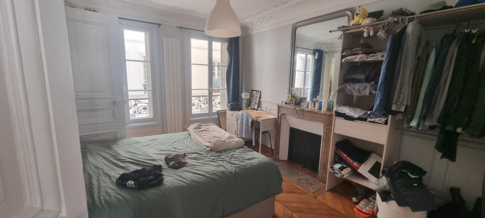 
                                                Vente
                                                 Appartement avec beaucoup de charme au cœur du 9e