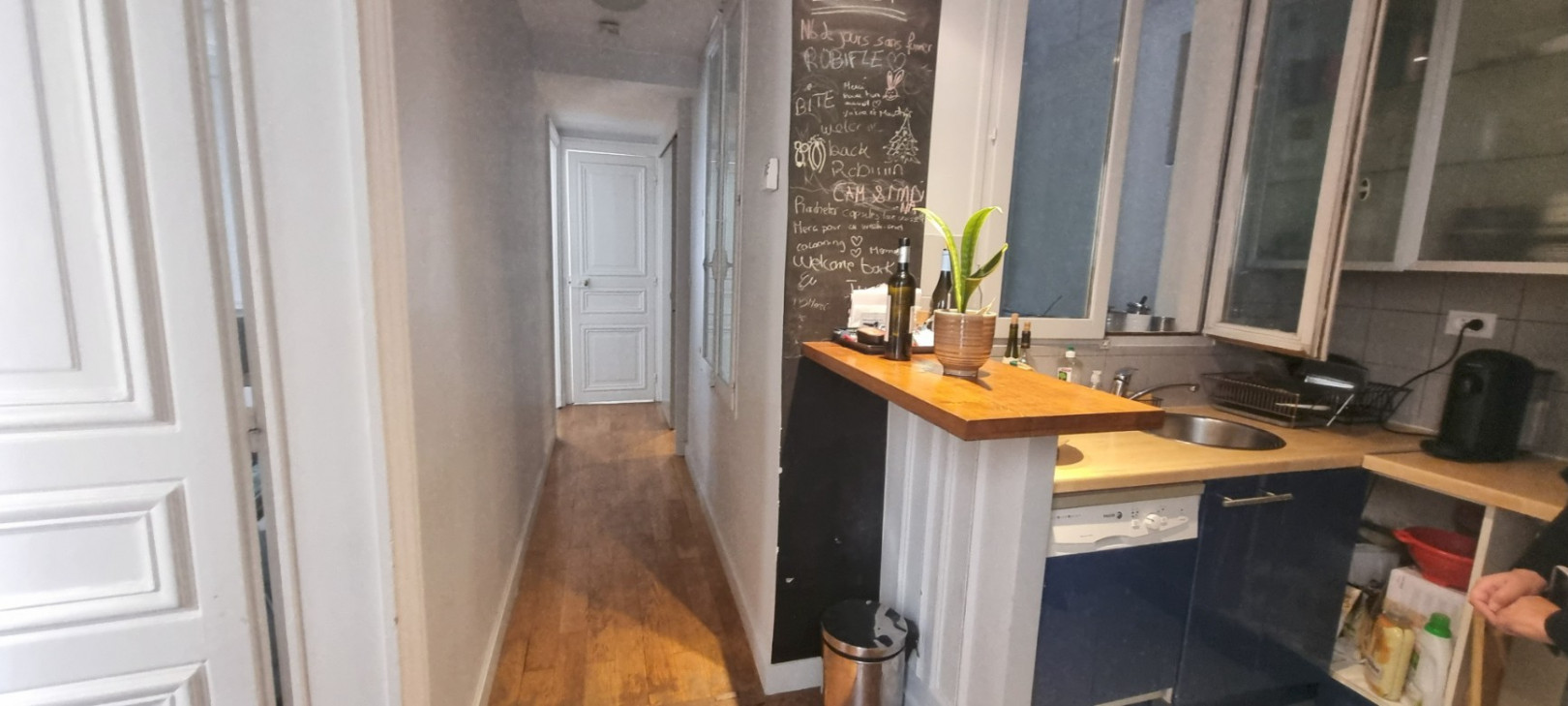 
                                                Vente
                                                 Appartement avec beaucoup de charme au cœur du 9e