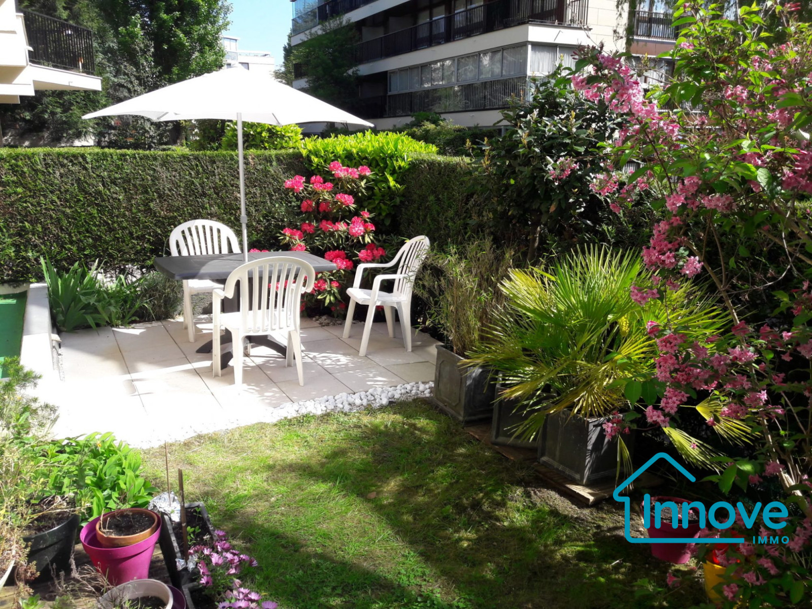 
                                                Vente
                                                 APPARTEMENT AVEC JARDIN - 3 PIECES - 65 m² - LE CHESNAY-ROCQUEN