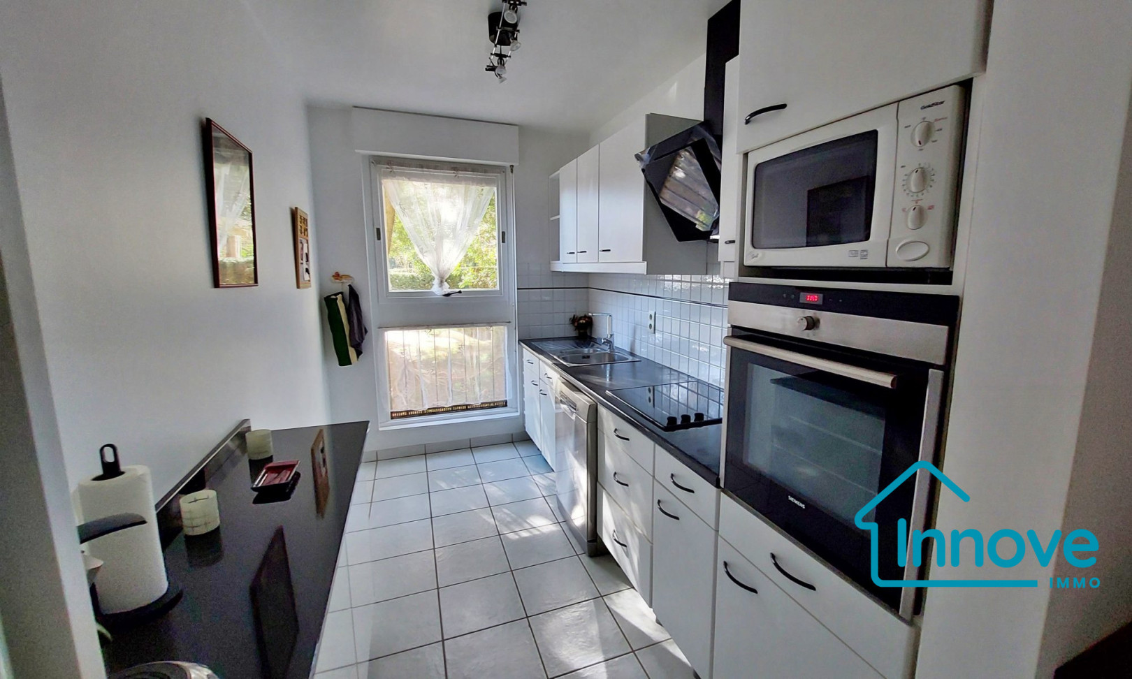 
                                                Vente
                                                 APPARTEMENT AVEC JARDIN - 3 PIECES - 65 m² - LE CHESNAY-ROCQUEN