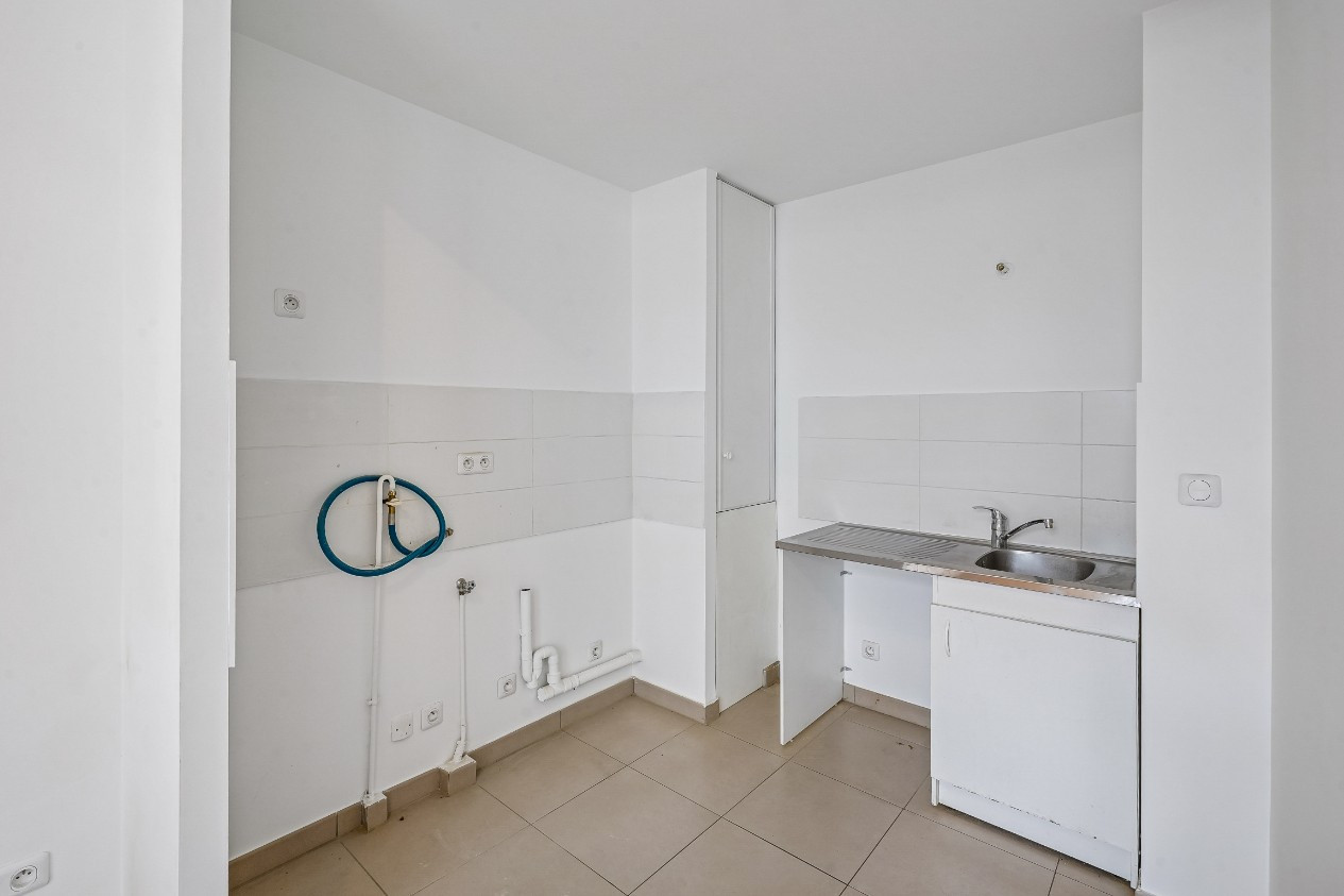 
                                                Vente
                                                 Appartement de 30 m² avec jardin - Clichy