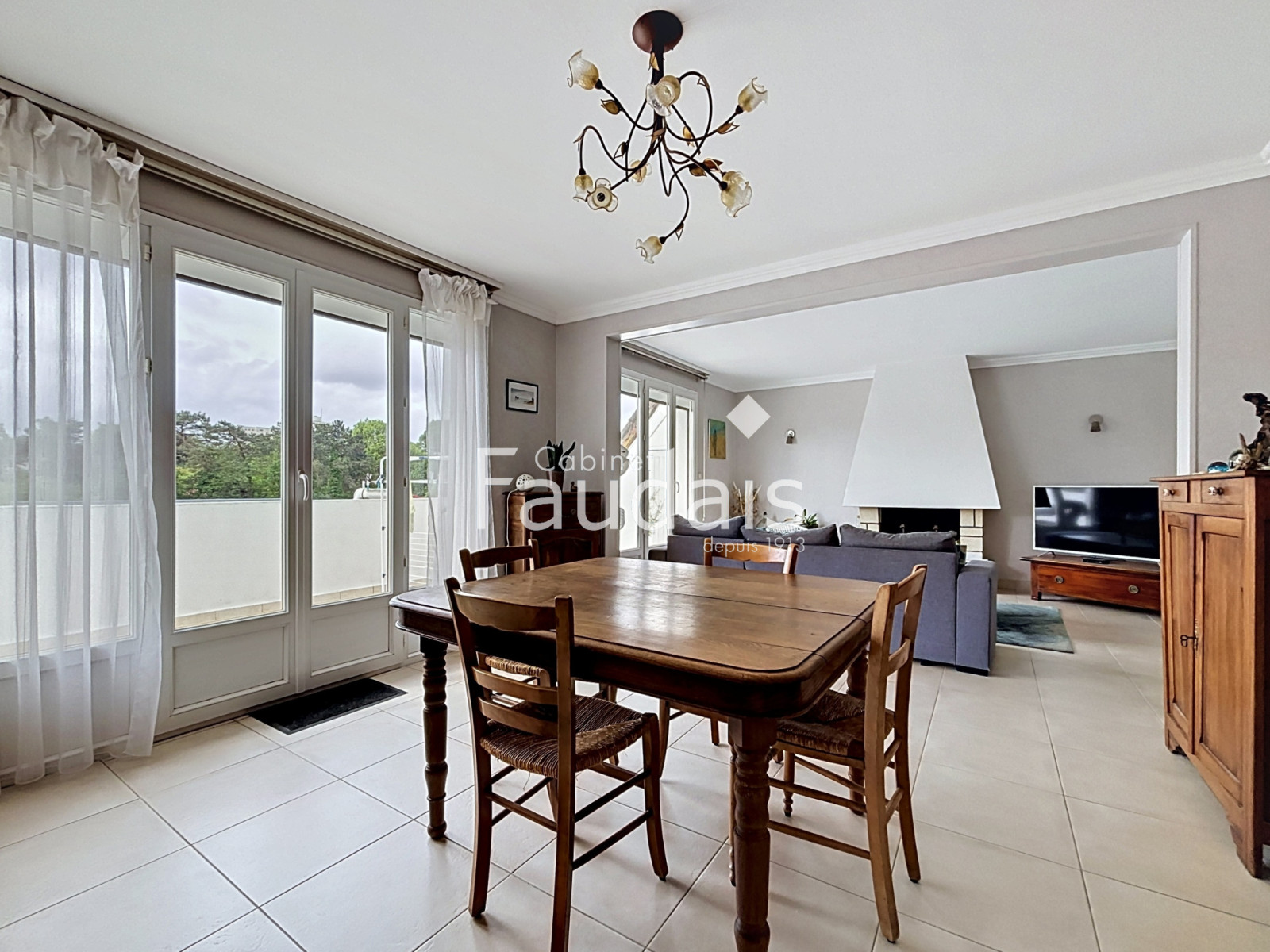 
                                                Vente
                                                 APPARTEMENT AVEC JARDIN ET BALCON PROCHE CENTRE VILLE