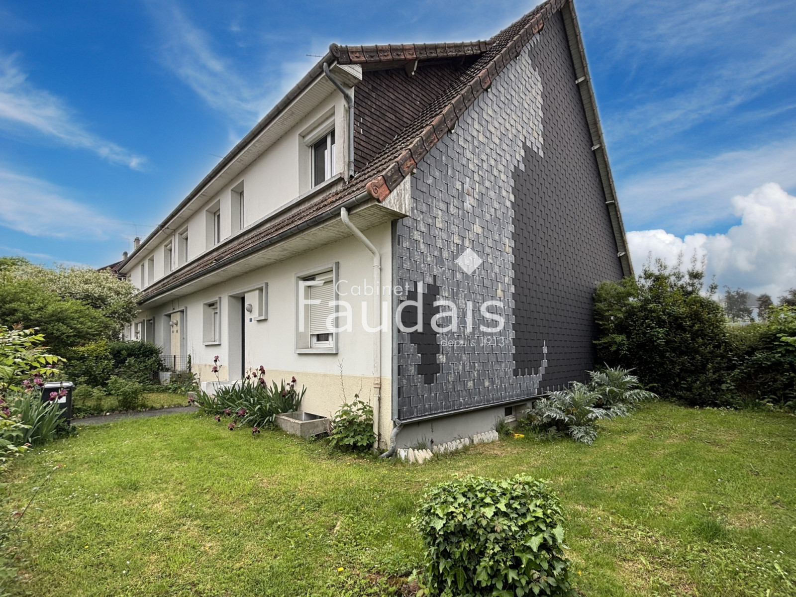 
                                                Vente
                                                 APPARTEMENT AVEC JARDIN ET BALCON PROCHE CENTRE VILLE