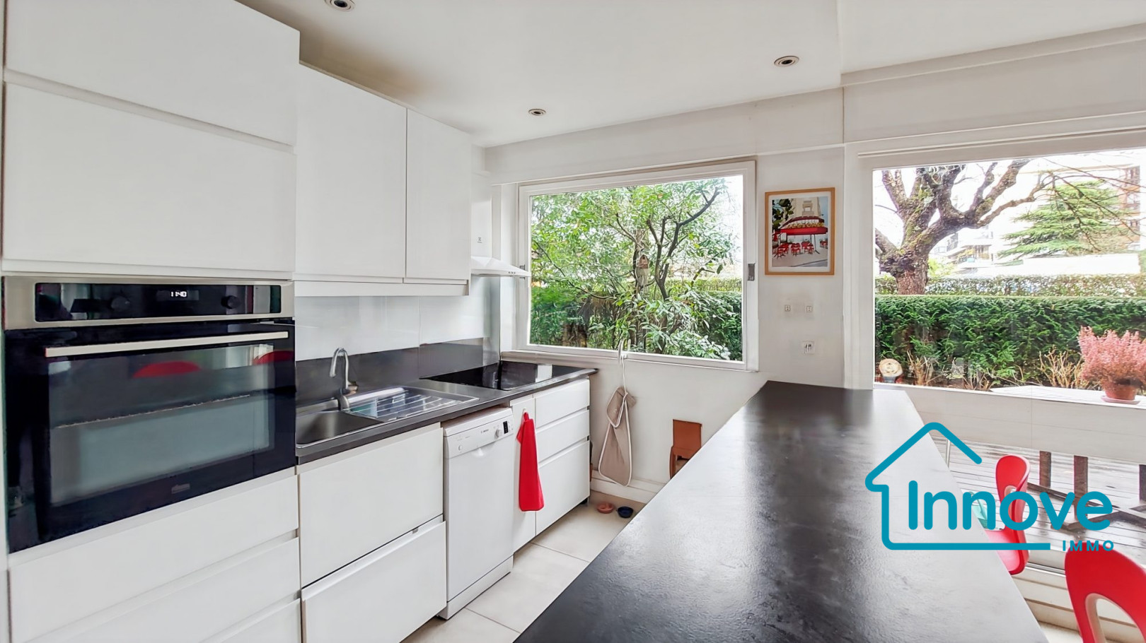 
                                                Vente
                                                 APPARTEMENT AVEC JARDIN - LE CHESNAY-ROCQUENCOURT - 110 m²