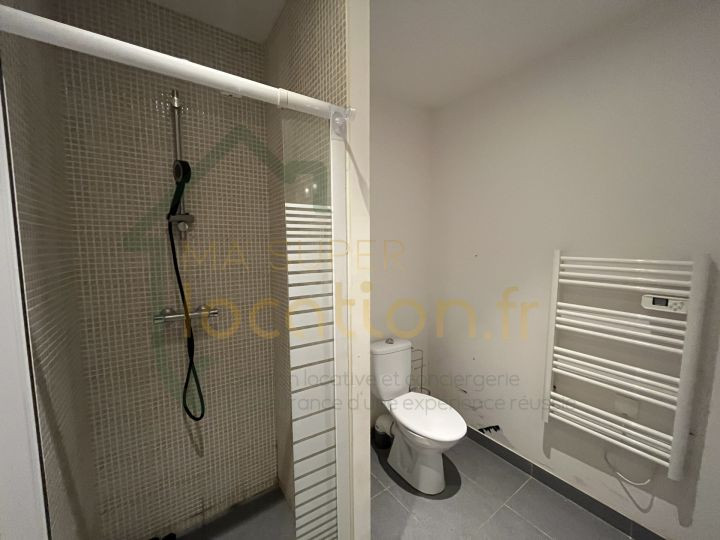 
                                                Location
                                                 Appartement avec mansarde dans un secteur calme du centre-ville de Saint-Quentin