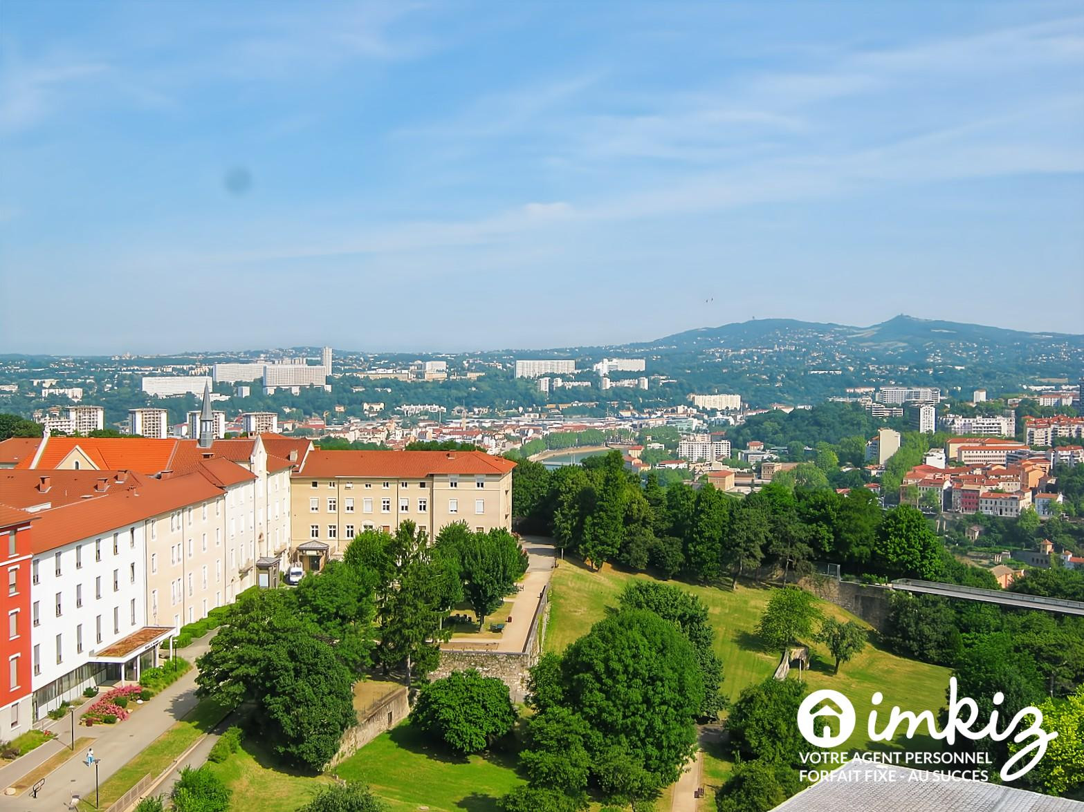 
                                                Vente
                                                 Appartement avec terrasse 28 m², vue panoramique