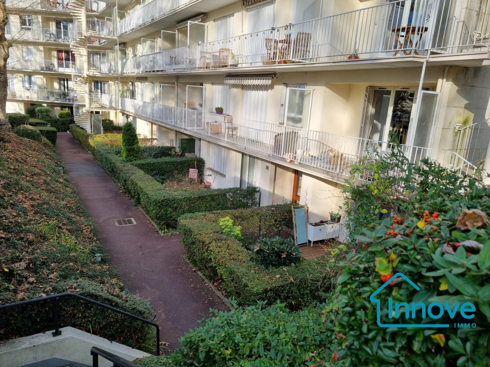 
                                                Vente
                                                 Appartement avec terrasse plein Sud