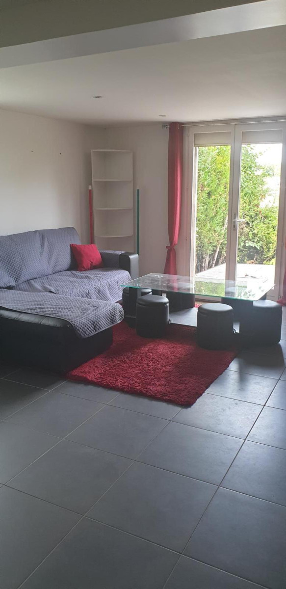 
                                                Location
                                                 Appartement avec vue sur clermont et puy de dome