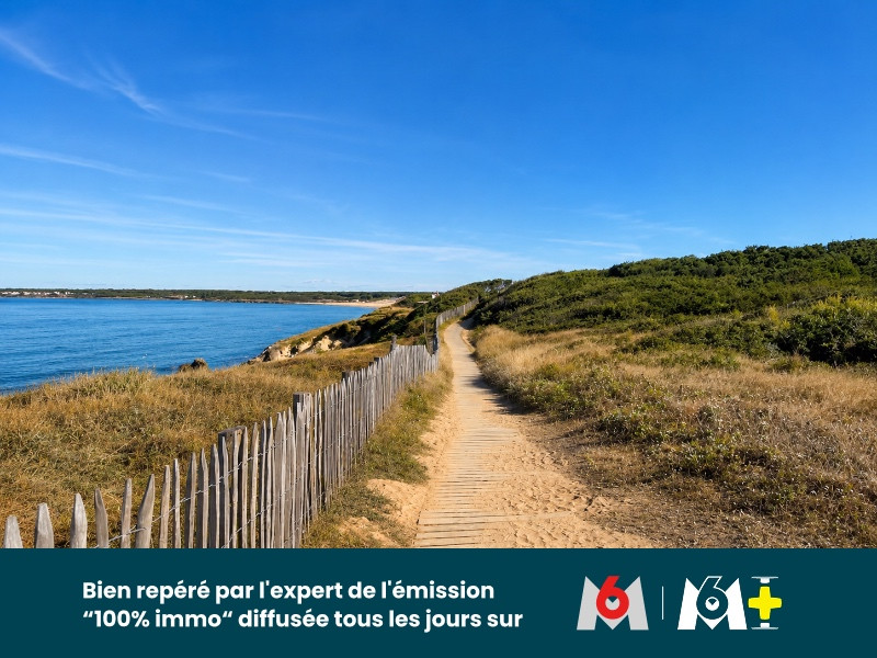 
                                                Vente
                                                 APPARTEMENT-BORD DE MER-JARD SUR MER