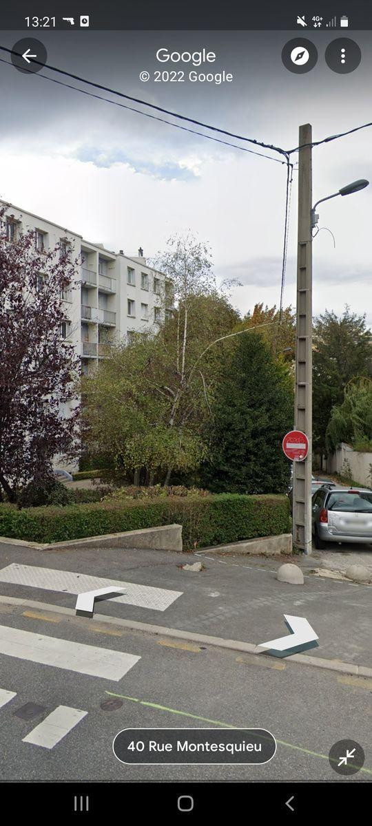 
                                                Location
                                                 Appartement calme cours fauriel
