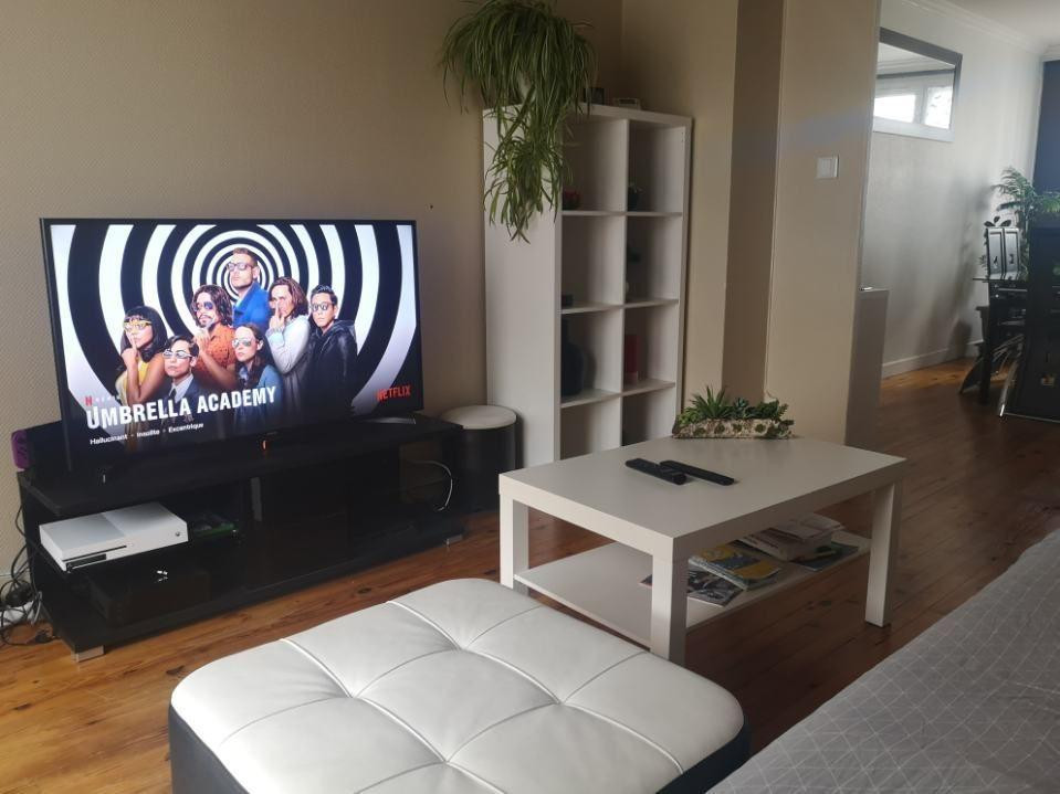 
                                                Location
                                                 Appartement calme cours fauriel