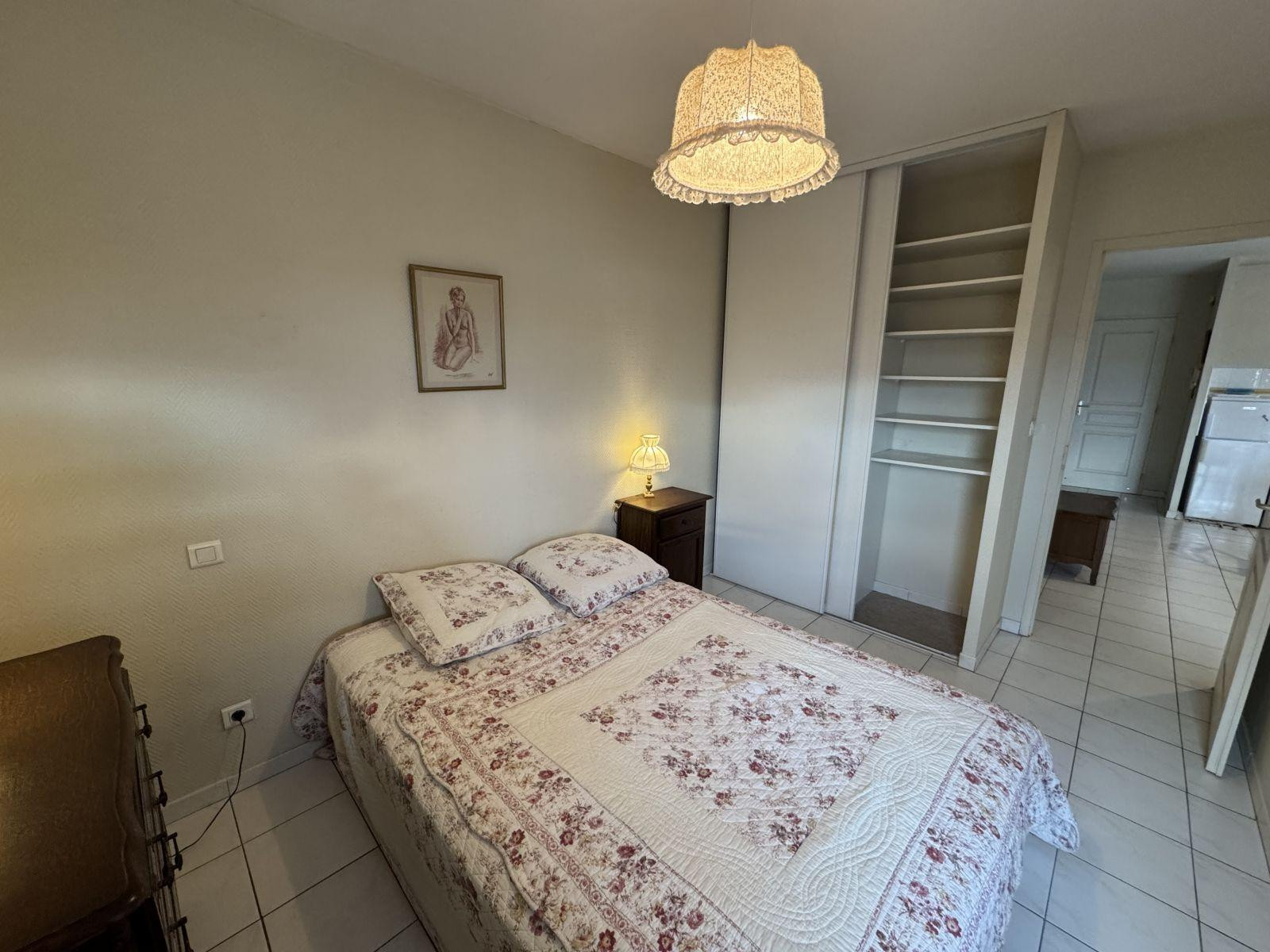 
                                                Location
                                                 Appartement calme et lumineux