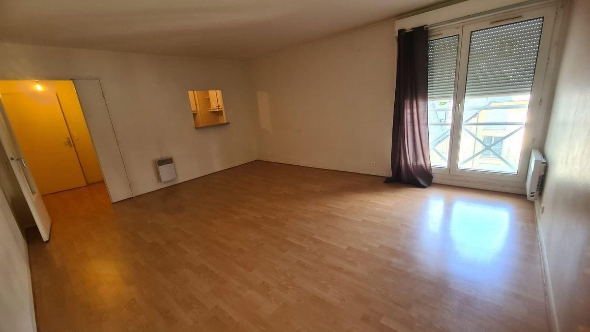 
                                                Location
                                                 Appartement Centre d'Orsay, 5mn à pied RER B