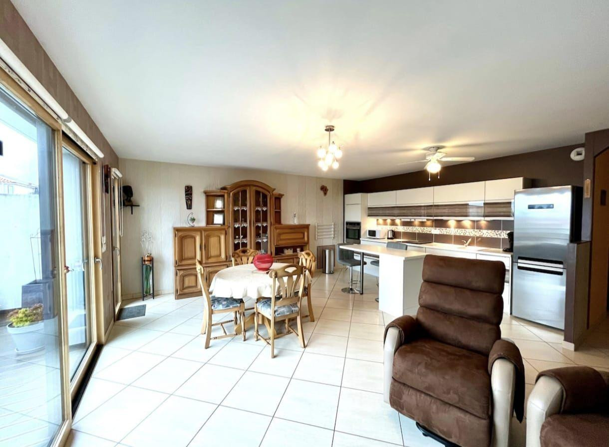 
                                                Location
                                                 Appartement centre ville