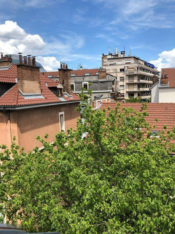 
                                                Location
                                                 Appartement centre ville T2 avec vue