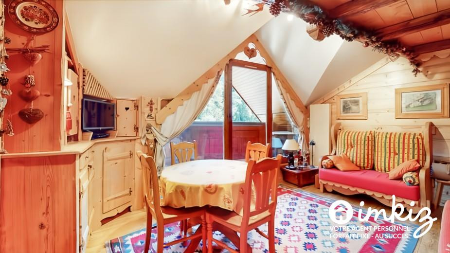 
                                                Vente
                                                 Appartement Chalet  3 pièces , 2ème étage, meublé