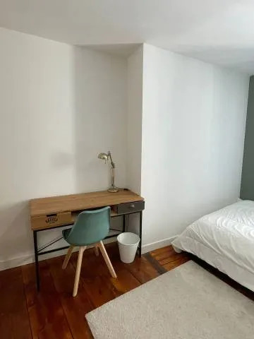 
                                                Colocation
                                                 Appartement - Chambre 17m² - Bordeaux - 829€/mois CC