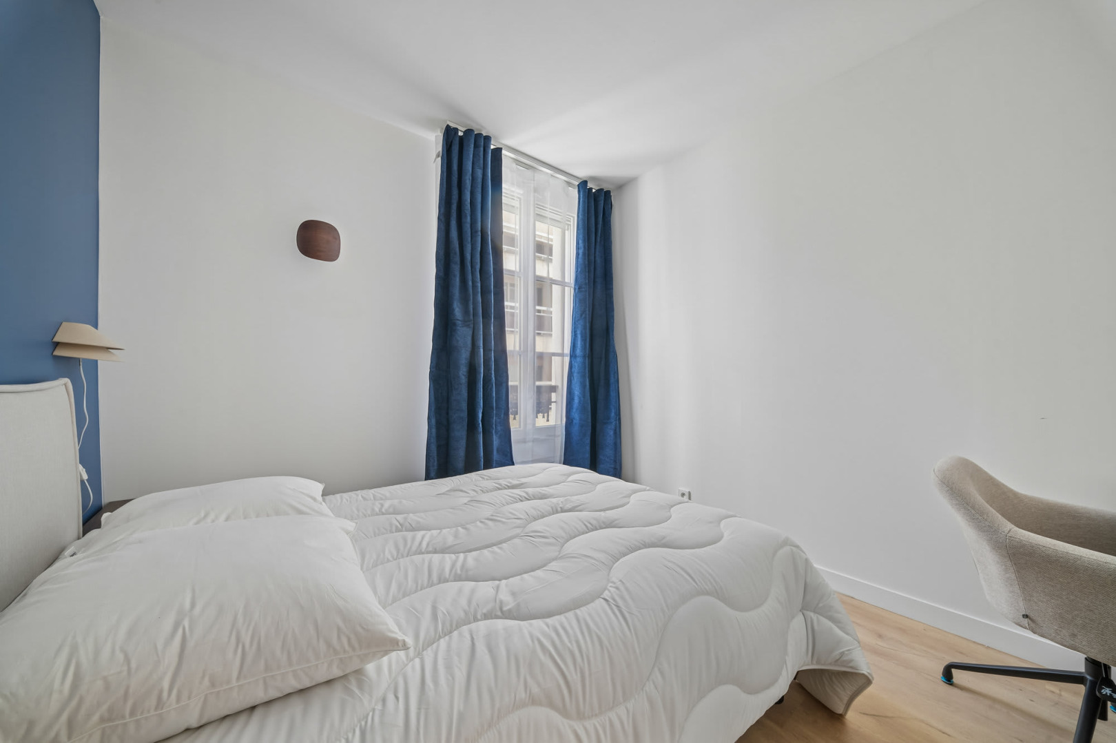 
                                                Location
                                                 Appartement - Chambre 9.2m² - Paris - 980€/mois CC