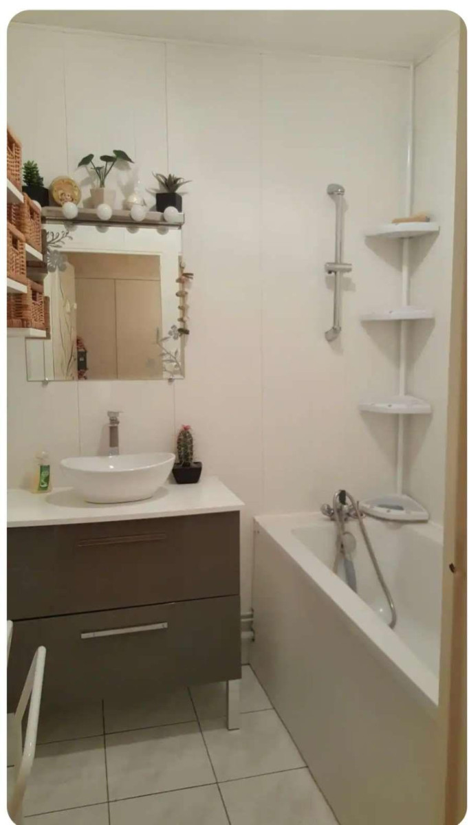 
                                                Location
                                                 Appartement charmant  5 min de Lyon