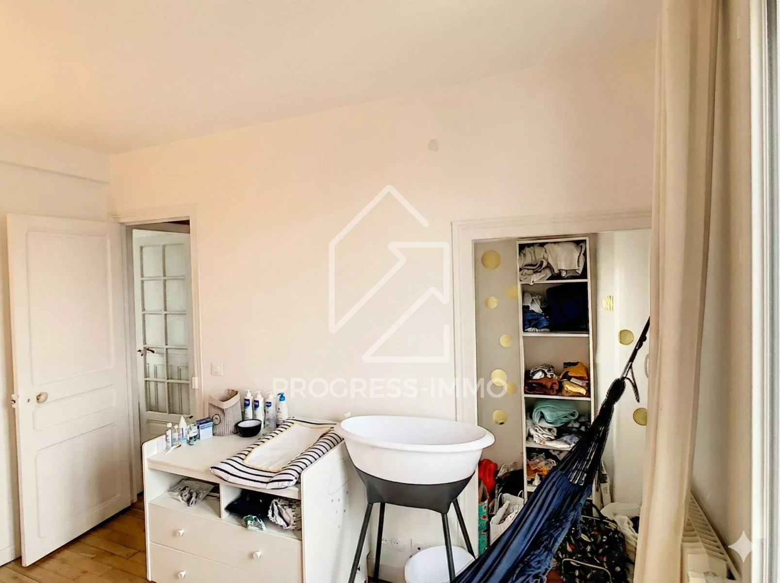 
                                                Vente
                                                 Appartement charmant à Thiais