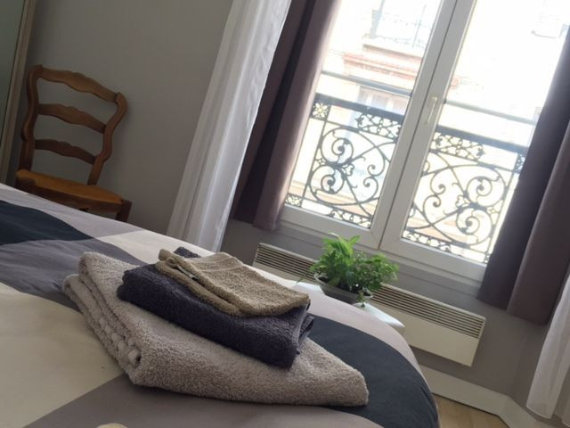 
                                                Location
                                                 Appartement charmant à Versailles (loyer tout inclus)