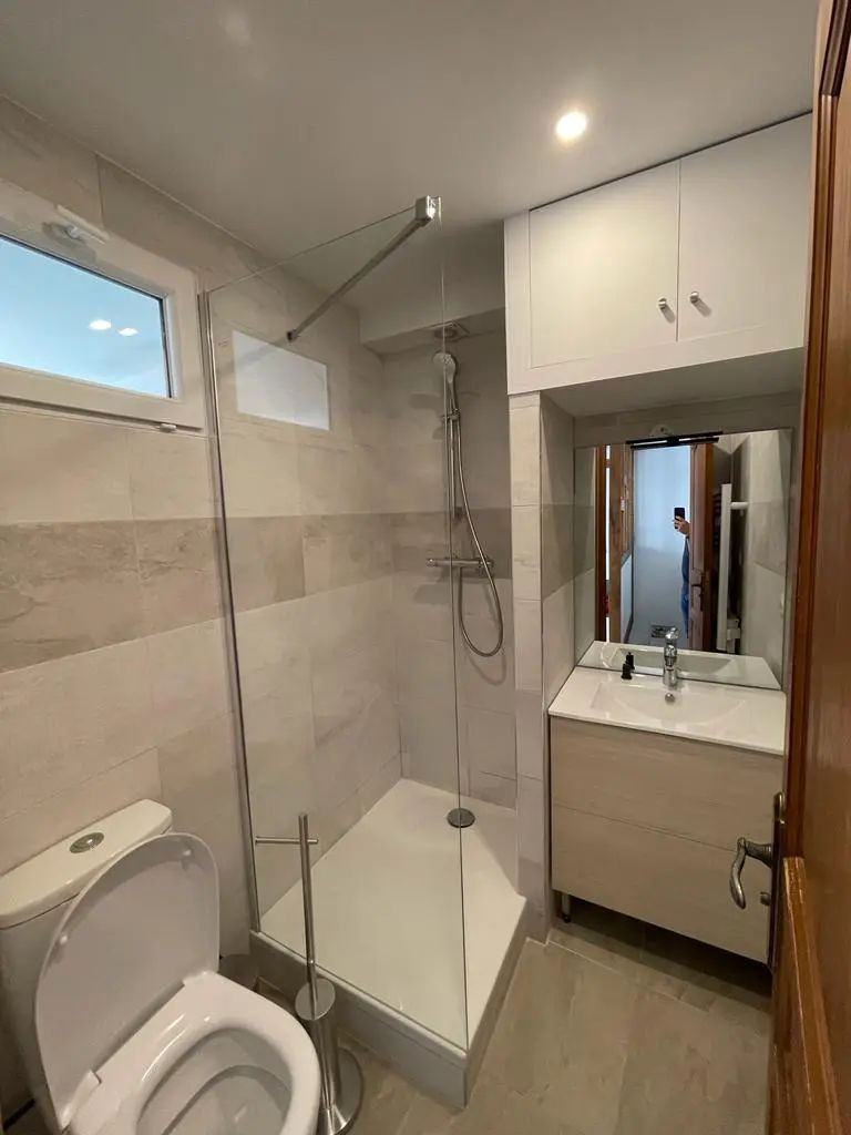 
                                                Location
                                                 Appartement charmant à Versailles (loyer tout inclus)