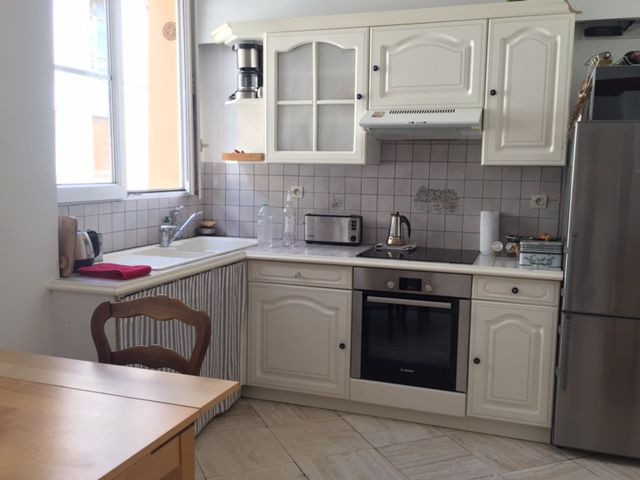 
                                                Location
                                                 Appartement charmant à Versailles (loyer tout inclus)