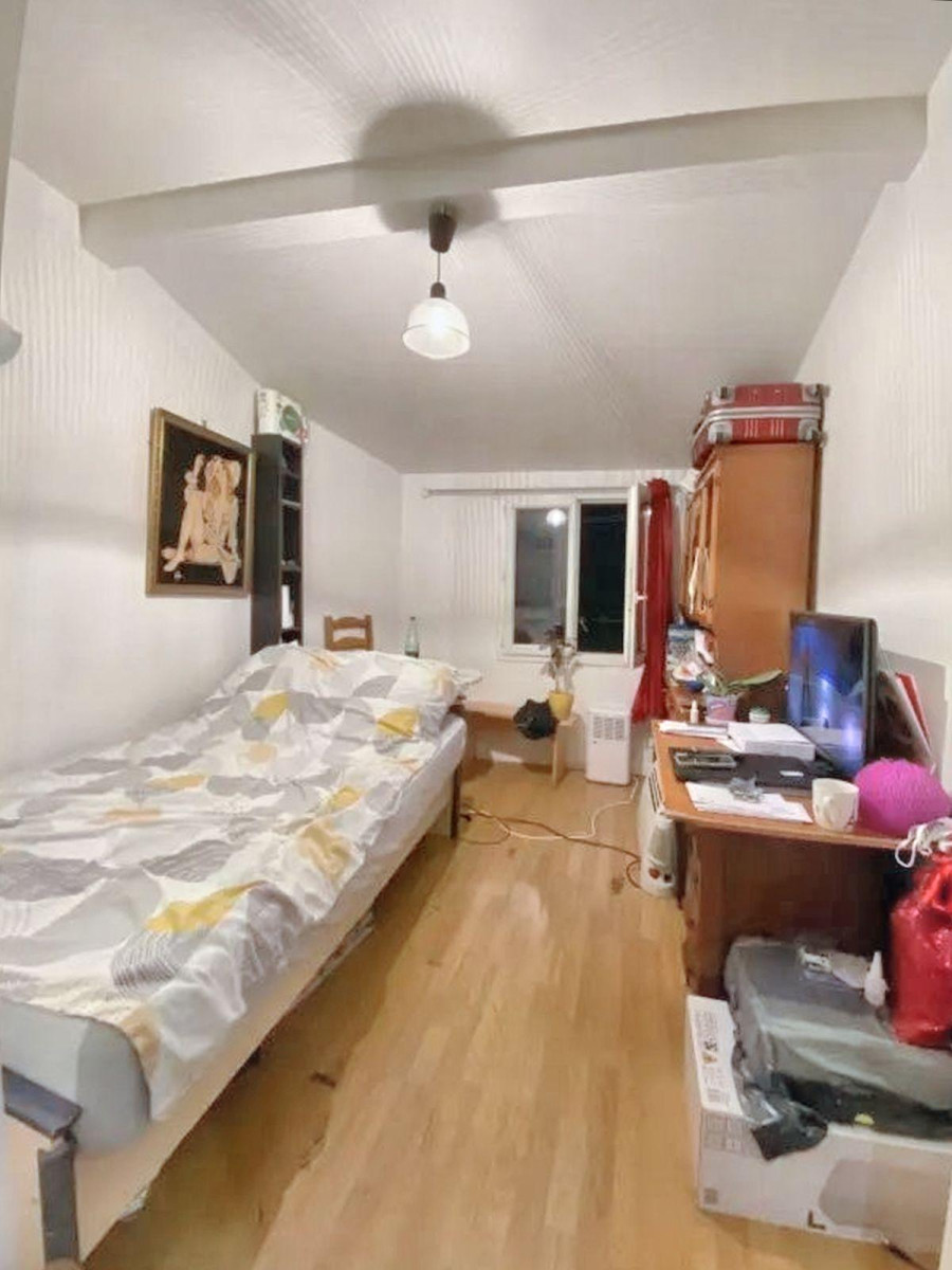 
                                                Location
                                                 Appartement clair, calme et sécurisé