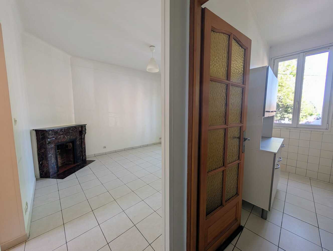 
                                                Vente
                                                 Appartement clé en main à deux pas du RER B