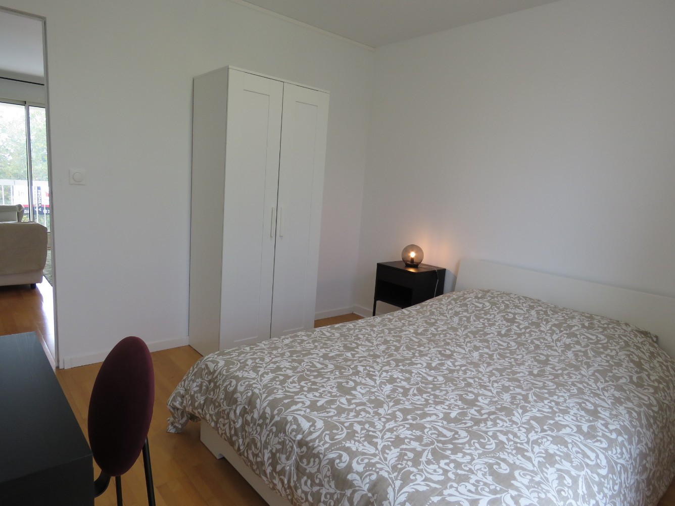 
                                                Location
                                                 Appartement 4 pièces meublé 75m2