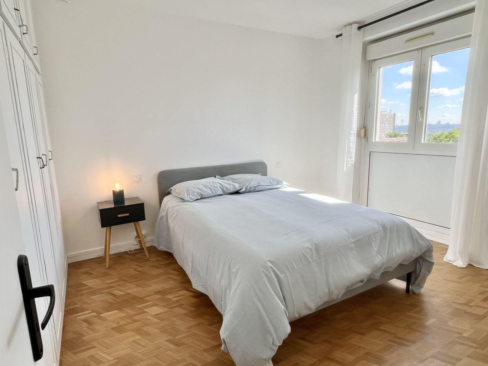 
                                                Colocation
                                                 Appartement colocation lumineux Créteil