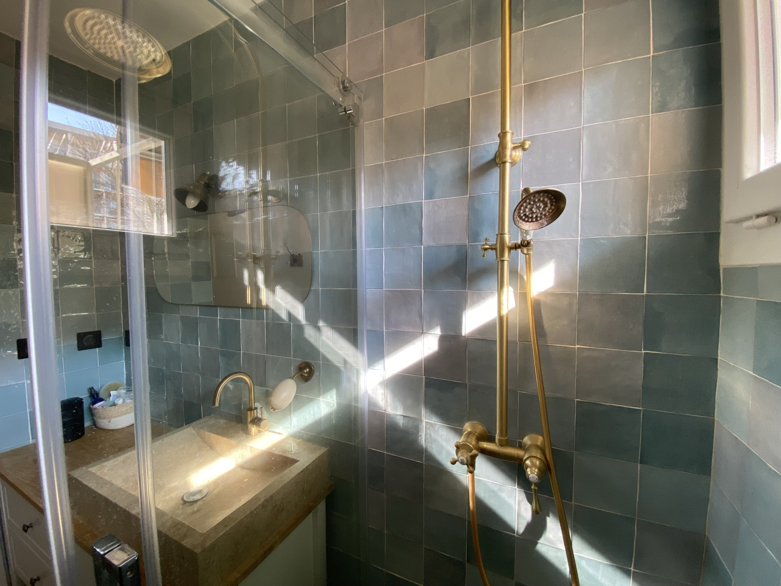 
                                                Vente
                                                 Appartement cosy et lumineux à 15mn de Bellecour