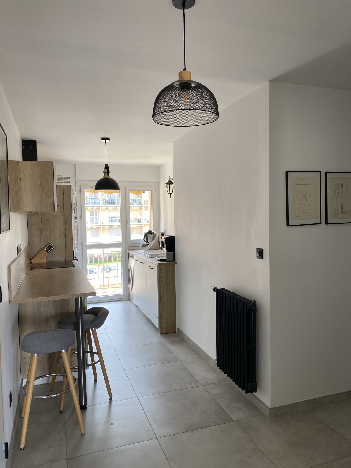 
                                                Vente
                                                 Appartement traversant et lumineux